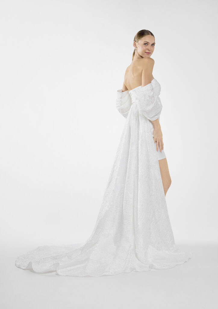 nicole-milano-wedding-capsule-collection-a-love-story