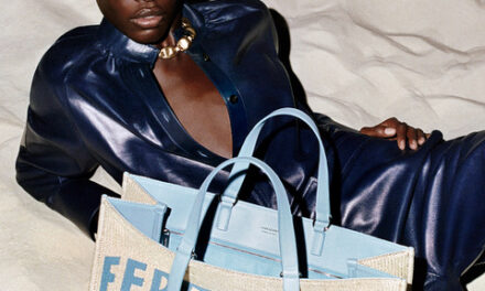 Ferragamo presenta gli accessori per un raffinato Beach Style