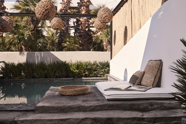 Myconian Collection presenta O by Myconian Collection, hotel di lusso a Mykonos.