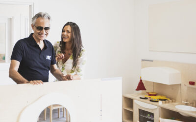 Andrea Bocelli a Sforzacosta per l’inaugurazione dell’ABF HUB Educativo 0-11 realizzato dalla Fondazione che porta il suo nome: al Maestro la cittadinanza onoraria di Macerata