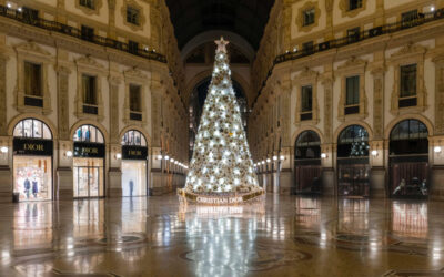 Dior firma l’Albero di Natale in Galleria Vittorio Emanuele II a Milano