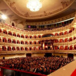Fondazione Arena inaugura la 50^ stagione artistica al Teatro Filarmonico – Domenica 19 gennaio alle 15.30 si alzerà il sipario su Falstaff – Repliche il 22 alle 19, il 24 alle 20 e il 26 gennaio alle 15.30.