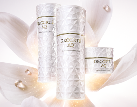 Decorté: la Daily Care di AQ tra felicità e bellezza della pelle