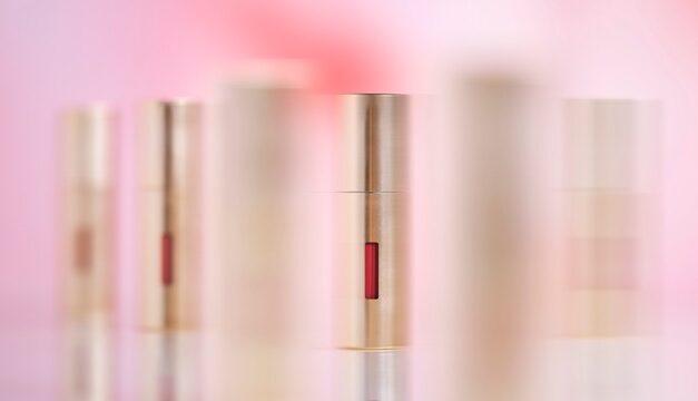 Sisley Paris lancia Color Cloud per labbra e guance irresistibili