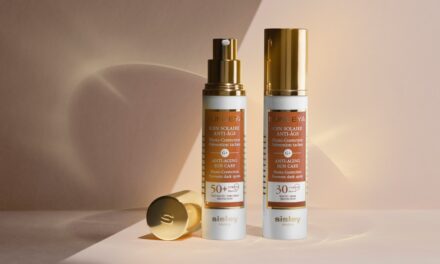 Sisley Paris presenta i nuovi solari SUNLEŸA Soin Solaire Anti-Âge SPF30 e SPF50+