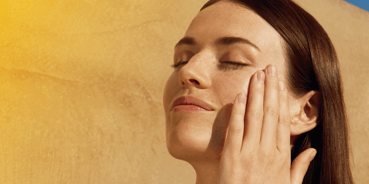 Dossier Suncare: la protezione solare adeguata per una abbronzatura perfetta senza danni alla pelle