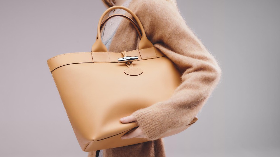 Longchamp: Collection F/W 2025 “From Paris to London”