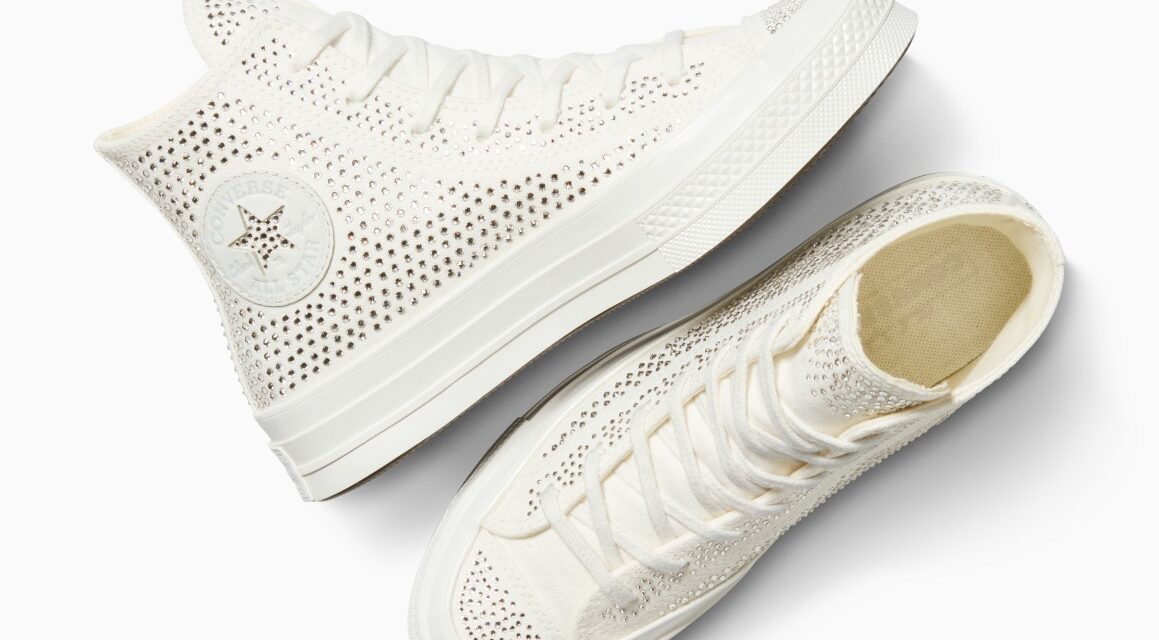 Converse x Swarovski: nasce la Chuck 70 tempestata di cristalli