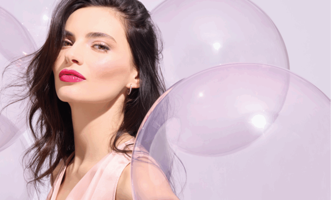 Deborah Milano svela The Gloss, il primo gloss no transfer