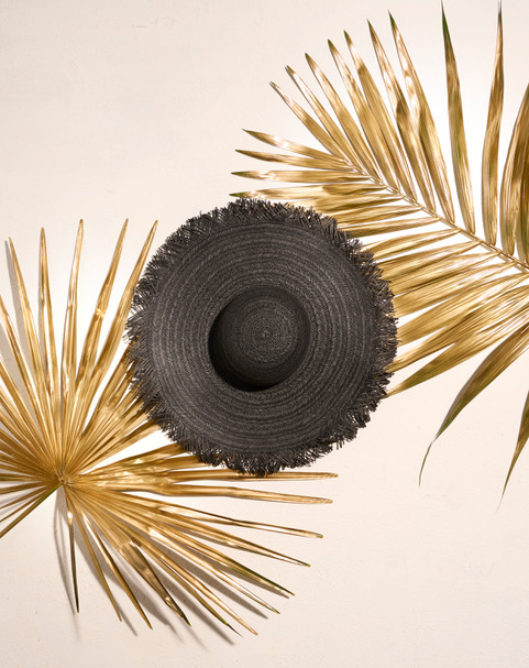 Forte_forte presenta la capsule “eden”, omaggio all’estate e alla sua luce calda e dorata
