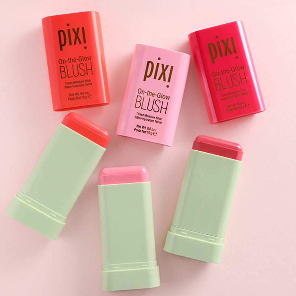 I segreti di Amanda Bell per ottenere il look glow più desiderato dell’estate