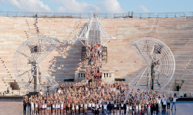 Il 102° Arena di Verona Opera Festival chiude dopo tre mesi e 52 serate di spettacolo dal vivo con il miglior incasso della storia areniana – In crescita le presenze dall’estero