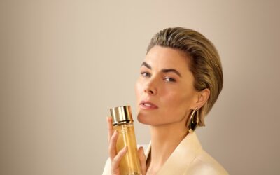La Prairie presenta la Pure Gold Revitalising Essence lenitiva e illuminante