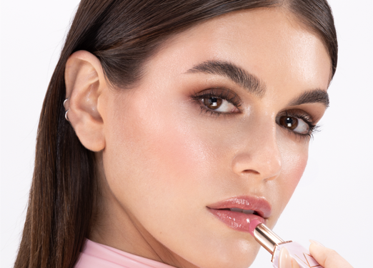 Irresistibile e luminoso : il nuovo Afterglow Lip Balm di NARS è l’alleato perfetto per labbra stupende