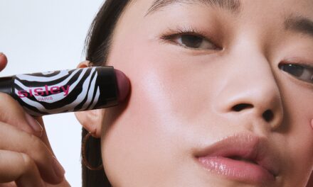 Sisley Paris firma il Set Make-up Twist per liberare la propria creatività
