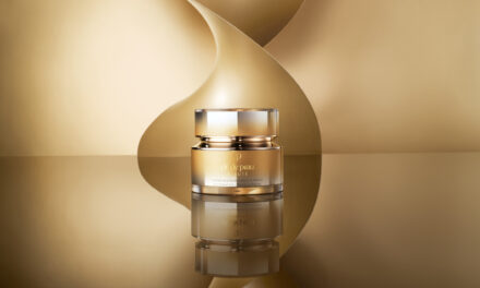 Clé de Peau Beauté svela il nuovo prodigio anti-age Restorative Cream Supreme