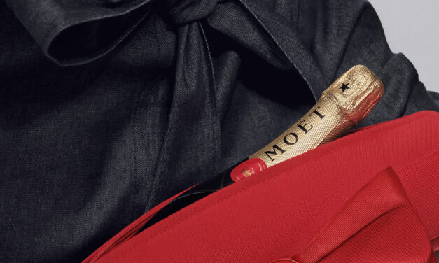 Moët & Chandon presenta “The Moët Bow”: il fiocco personalizzabile ispirato all’iconico black tie, per regali unici ed esclusivi