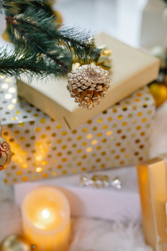 Galateo del regalo di Natale: il ritorno dei doni che restano