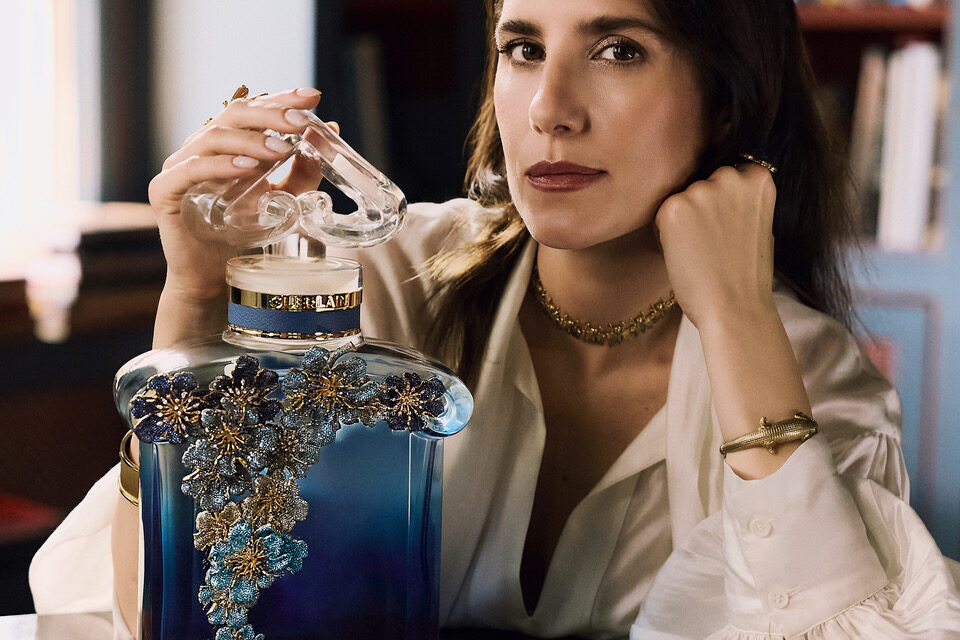 Guerlain svela il prezioso Flacone Gioiello “L’Heure Bleue” firmato Begum Khan